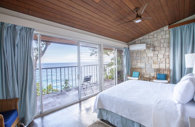 One Bedroom Sea View Villa, Frenchman's Cove Resort