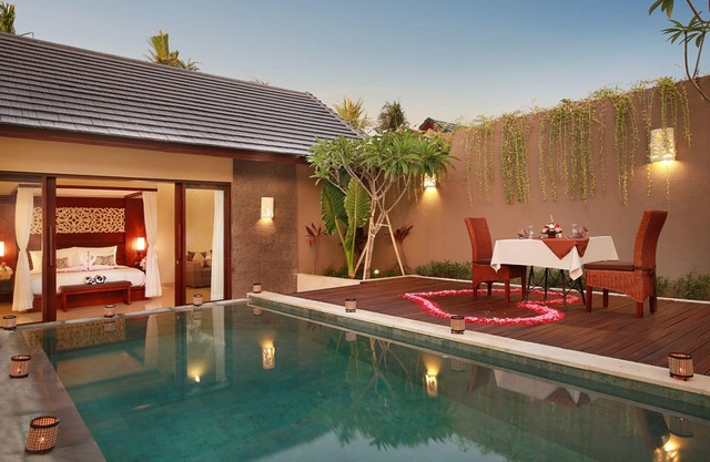 One Bedroom Suite Villa with a private pool only 5 minutes drive to the beach