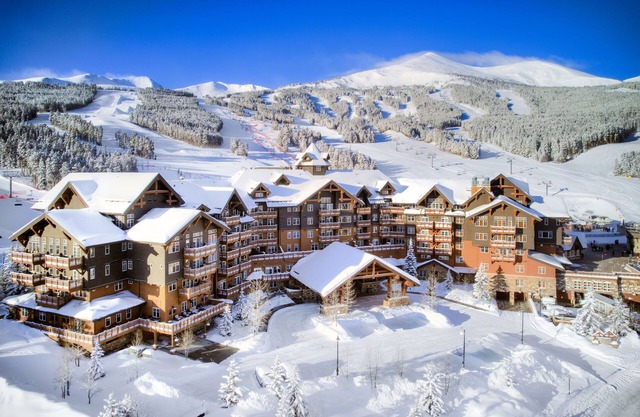One Ski Hill- Ski in & Out Luxury Condo - Sauna, Pool, Gym, Bowling, Theater