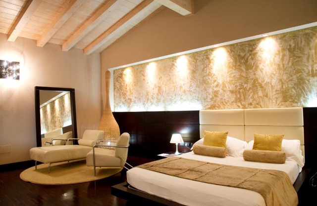 OneMhotel