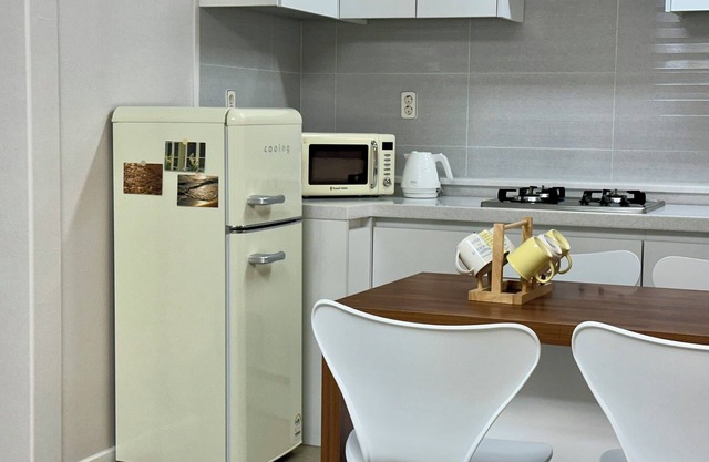 [Open Event]Stay, Yoonseul,Incheon Airport,3R,3BDs,Hotel bedding,family
