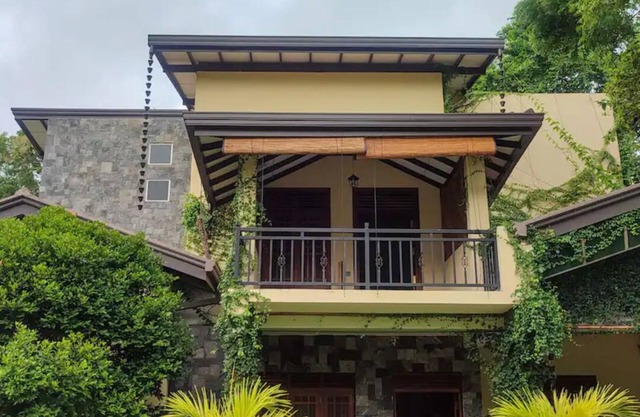 OPEN HOUSE by the Lakenn