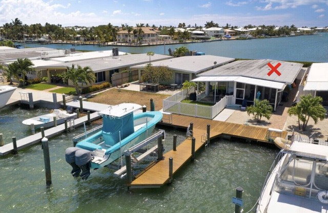 OPEN WATER PARADISE 2/2 HALF DUPLEX IN KEY COLONY BEACH MARATHON, FL 34