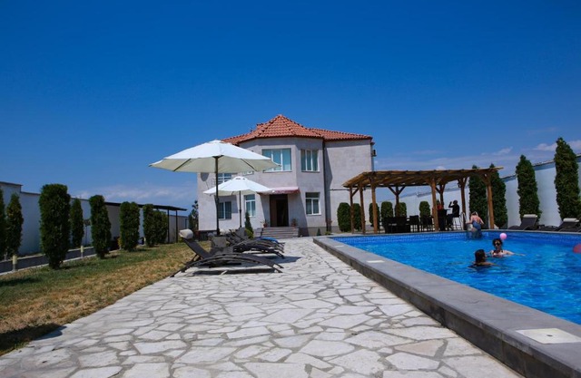 Ossanna Hotel