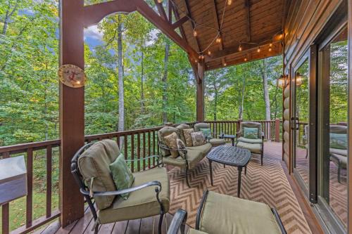Our Place to Paws 4 Bd Lux Blue Ridge Mnt Cabin