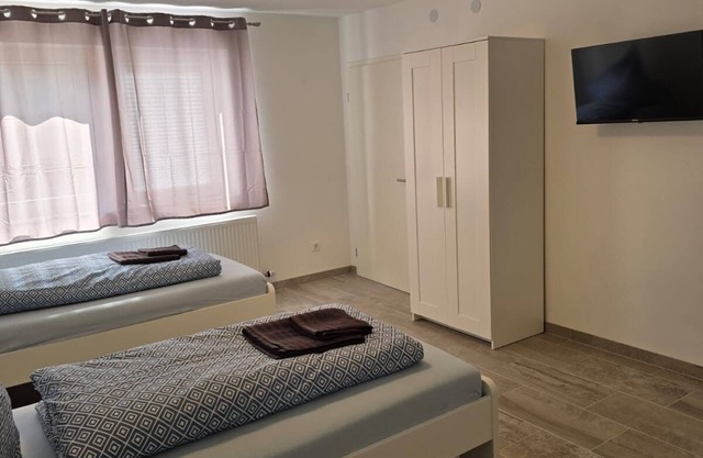 Overnight stay by day