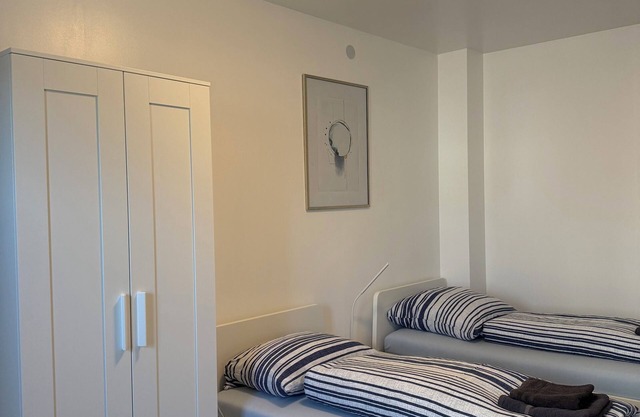 Overnight stay by day for 2