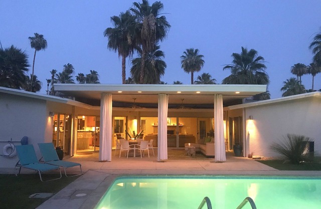 Oversized Patio, Pool and View! Experience great Indoor/Outdoor living PS style!