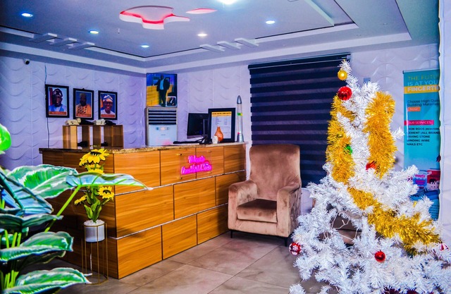 Owee Hotel Exclusive Apartments & Suites