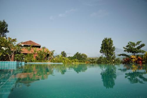 Oxy Valley Resort 