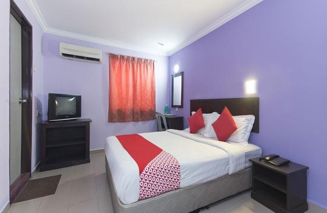 OYO 473 Comfort Hotel 2