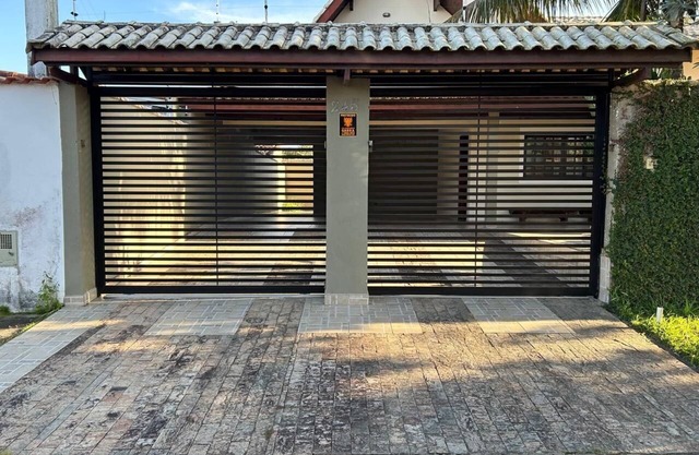 P003 Casa c 3 Dorm. Apenas 150m da Praia