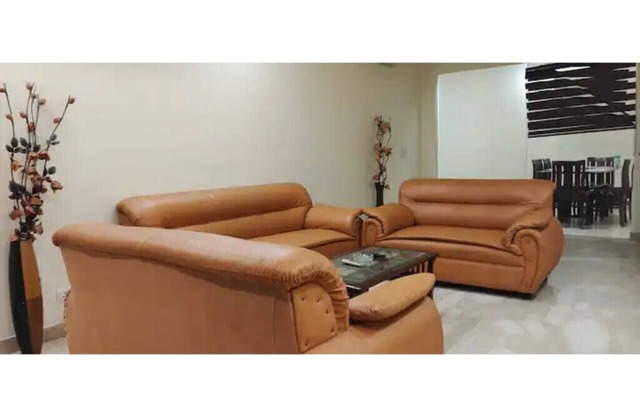 Palatial 4 BHK Apartment next to GK-2 Market