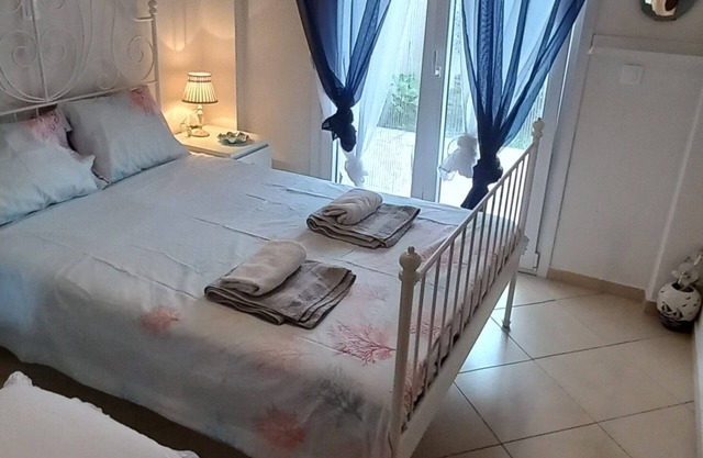 Palm garden apartment