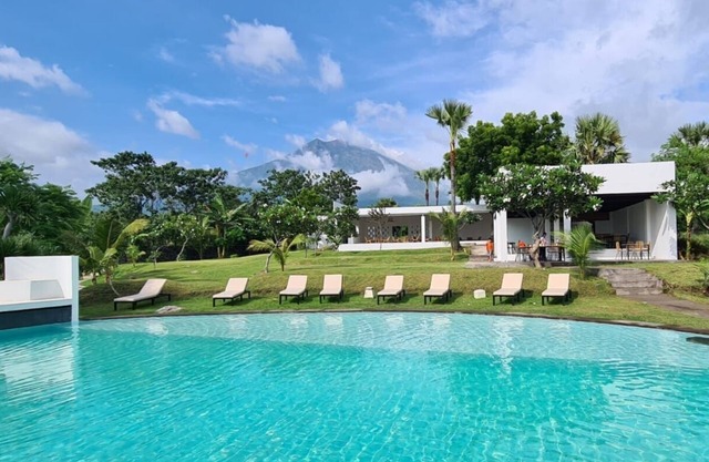 Palm Springs Bali Resorts