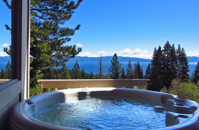 Panoramic Lake View Home,Tahoe City,New Remdl,HotTub,EVchrgr,Private Beach Club!