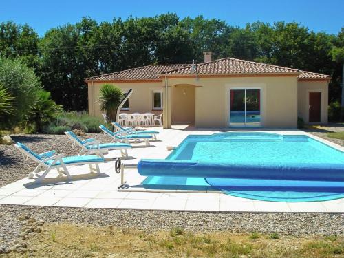 Panoramic Poolside Villa