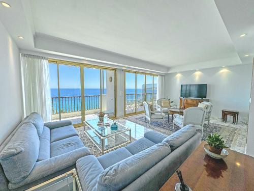 Panoramic Sea View Promenade