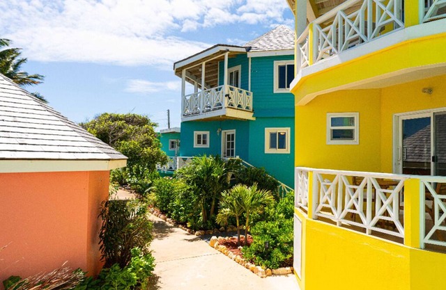 Panoramic Views 2BR Villa - Arawak Beach Club