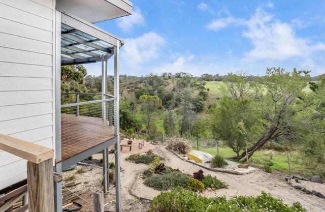Panoramic views of Chinaman’s Creek Valley