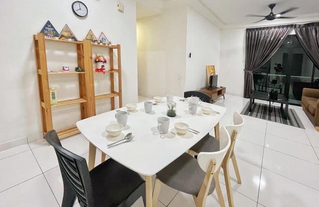 Paradigm Mall 3 Bedroom The Platino