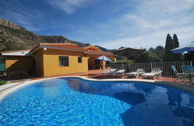 Paradise for mountain hikers Finca with private pool