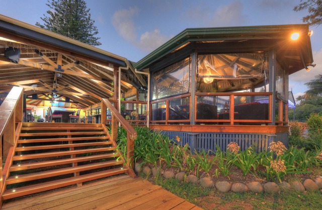 Paradise Hotel And Resort