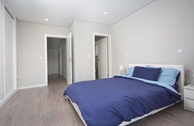 Paradise Terrace House