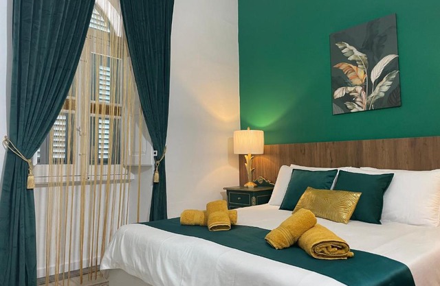 Parisio One Bedroom Maisonette in Sliema