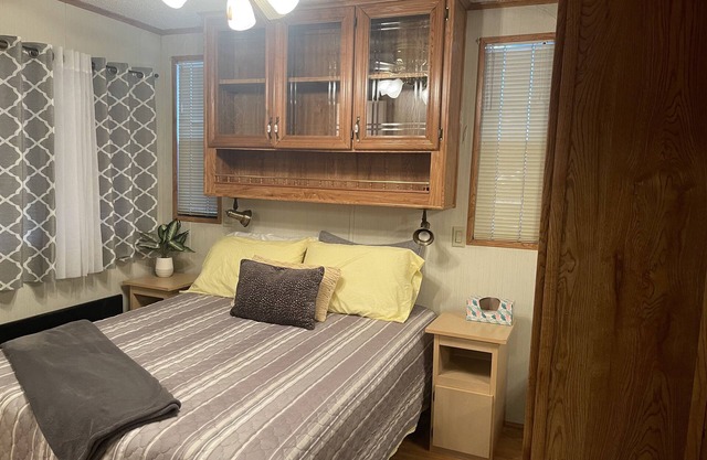 Park Model Avail in 55+ Active comm