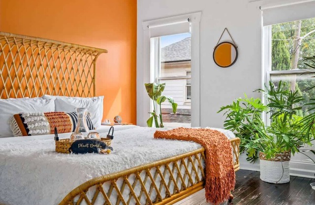Parking Free – Short North – Convention – King Bed