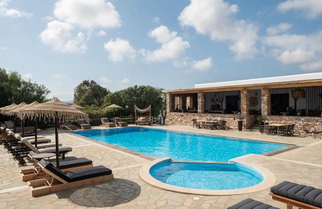 Parosland Hotel