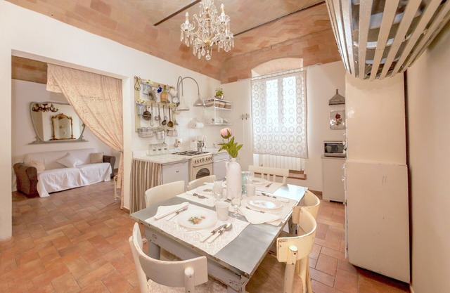 PATIO HOUSE balcony shabby chic home in Spello