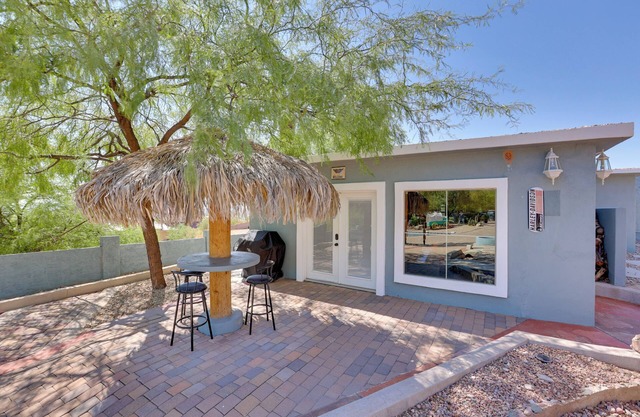 Patio w/Desert Views: Apache Junction Abode