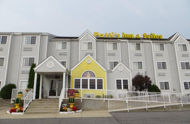 Patti's Inn & Suites