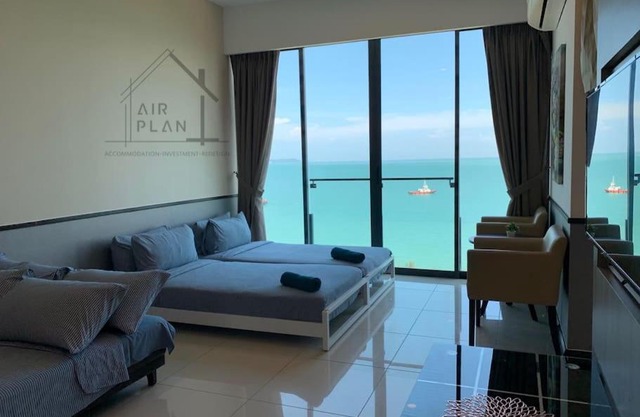 PD D'Wharf Premium Suite - Full Seaview (Up to 6 Pax)