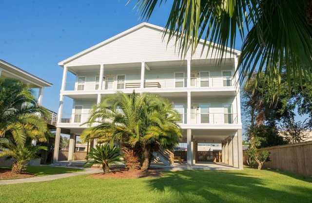 Peaceful 3BR 2BA Home/4 TVs/Full Kitchen/W&D