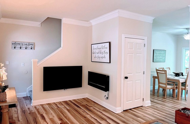 Peaceful 4BR House Nestled in Tellico Village! Hot Tub, King Beds, Dog Friendly!