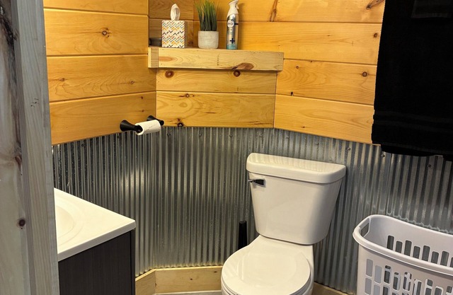 Peaceful apartment with AC in charming McConnelsville