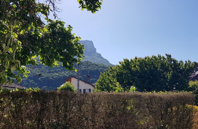 Peaceful house in the heart of the Chartreuse Natural Park with view of the Granier mountain range