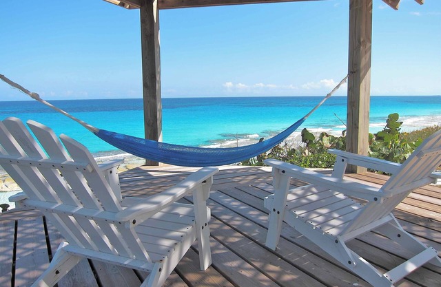 Peaceful Waterside Eco-Friendly Guest House on Stocking Island