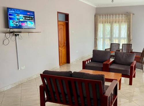 Pearl Seasons BnB