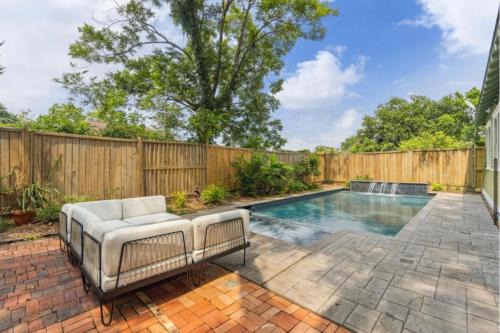 Pecan Pool House