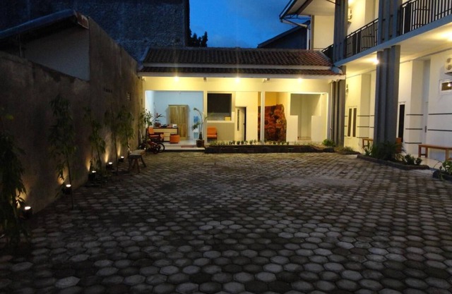 Pendowo Huis Guest House