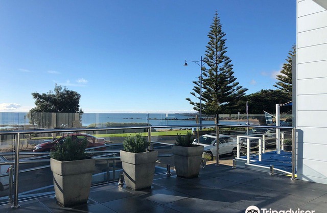Penguin Beachfront Apartments
