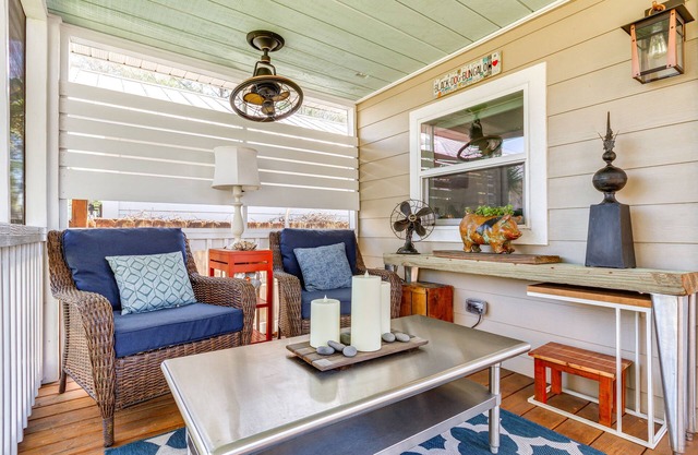 Pensacola Studio Bungalow < 1 Mi to Bayview Park!