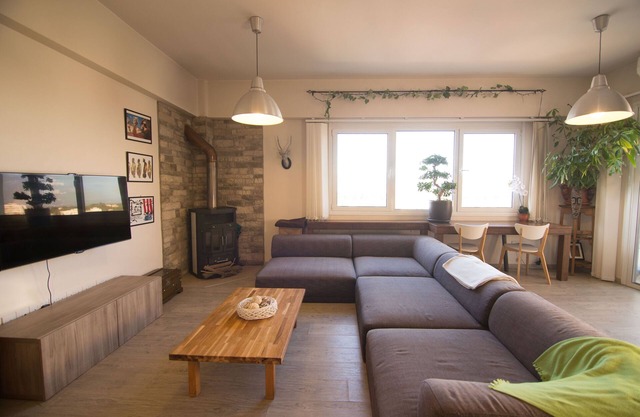★ Penthouse with a View | Nicosia Centre ★