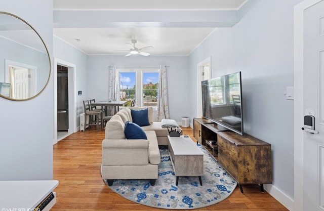 Perfect 2-bedroom apt for a comfy convenient stay