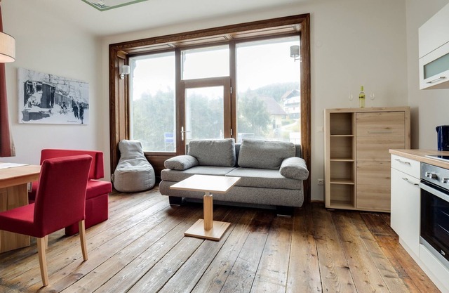 Perfect for small families - 45 m2 apartment with box spring bed