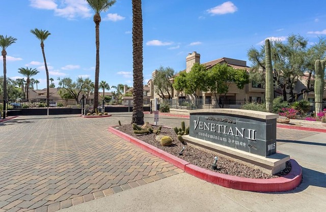 Perfect Getaway in Great Location!